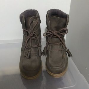 Women boots- SOLD